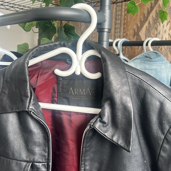 Women’s leather jacket in very good condition Arma Women’s Wear in size 42 - Picture 2 of 7